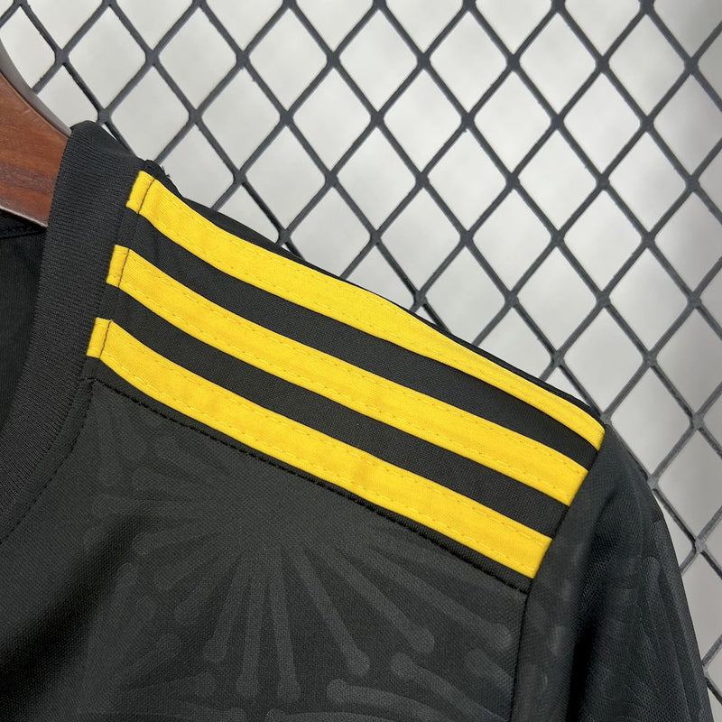 Camisa Seleção México Gold- Black 2025/26 - Adidas Torcedor Masculina